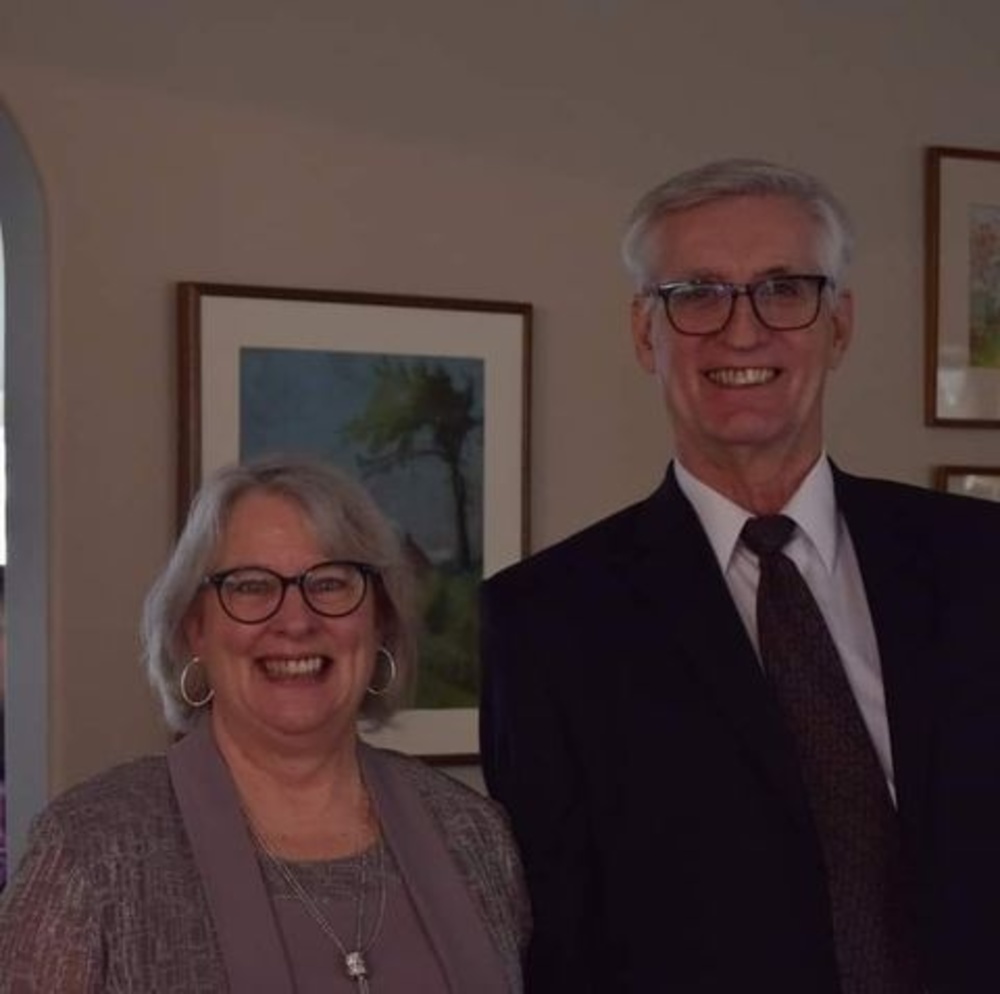Meet your Posher, Peg